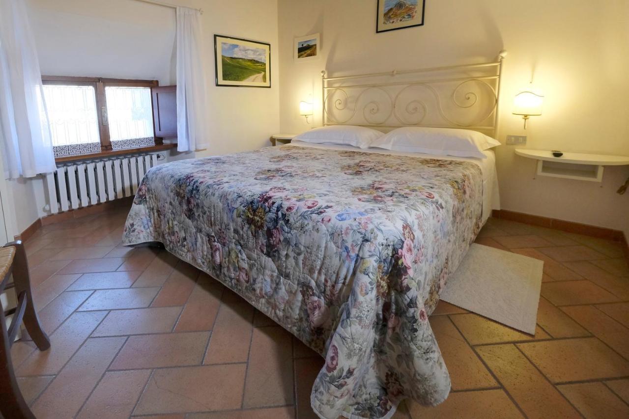 Oliviera Camere Pienza Buitenkant foto